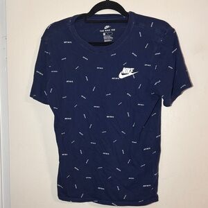 Nike Men's Dark Blue Graphic Tee